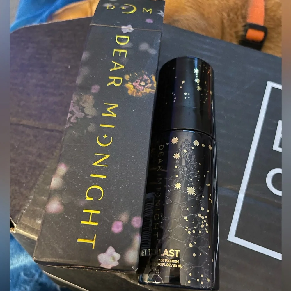 Dear midnight set to last setting spray